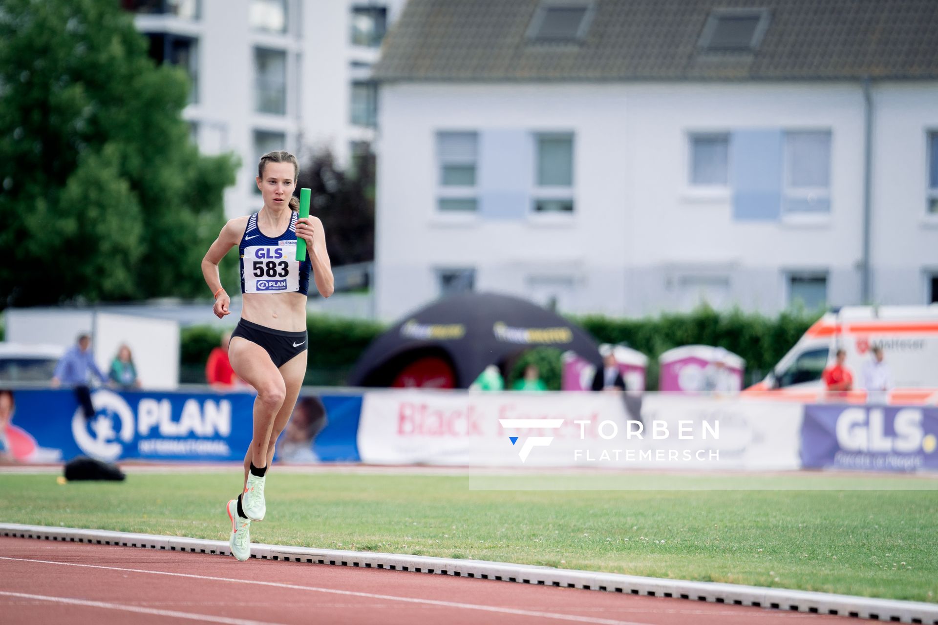 Hanna Klein (LAV Stadtwerke Tuebingen) am 29.05.2022 waehrend der Deutschen Meisterschaften Langstaffel im Otto-Schott-Sportzentrum in Mainz